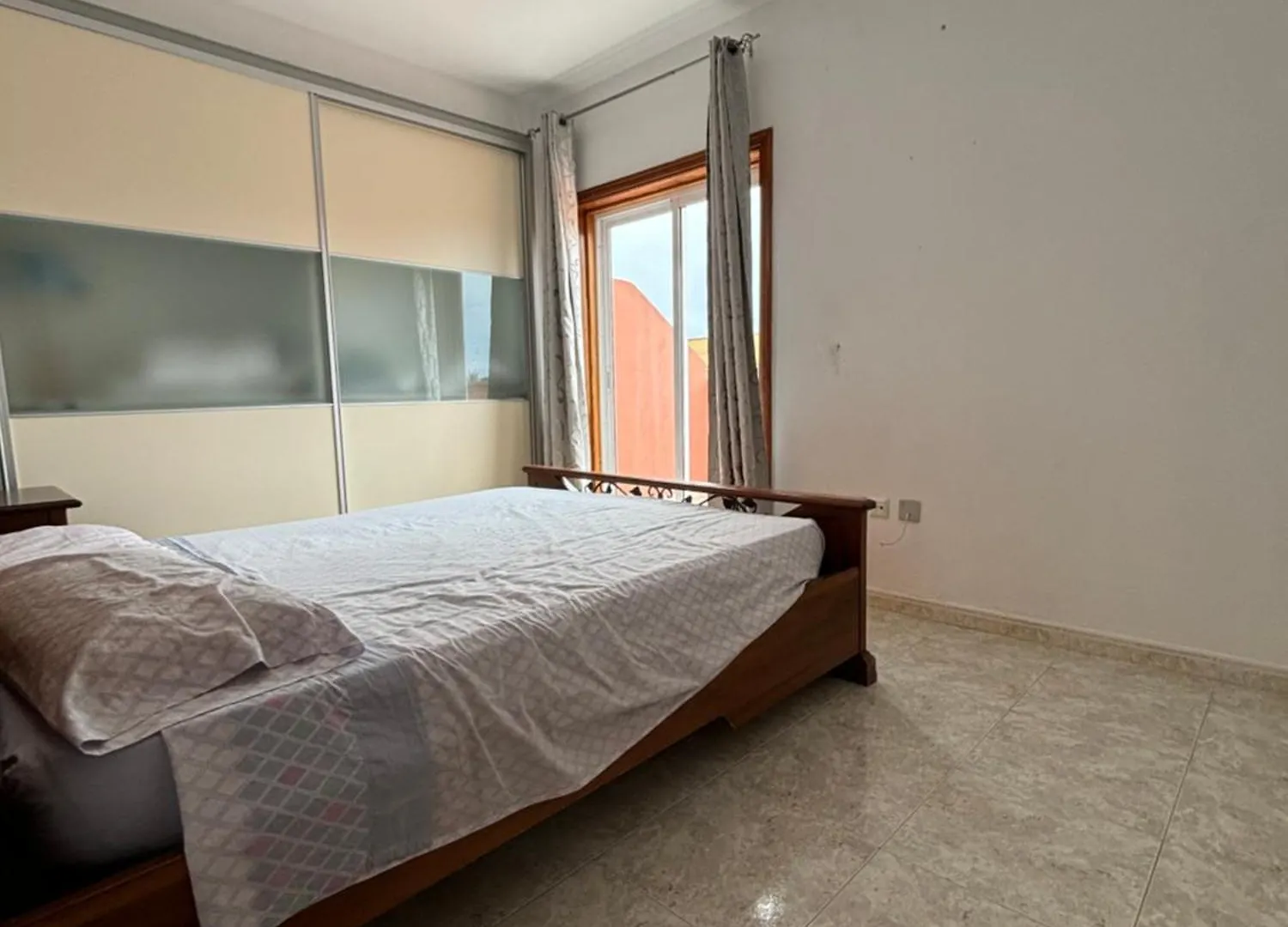 Reola Home 아로나 0*,  스페인